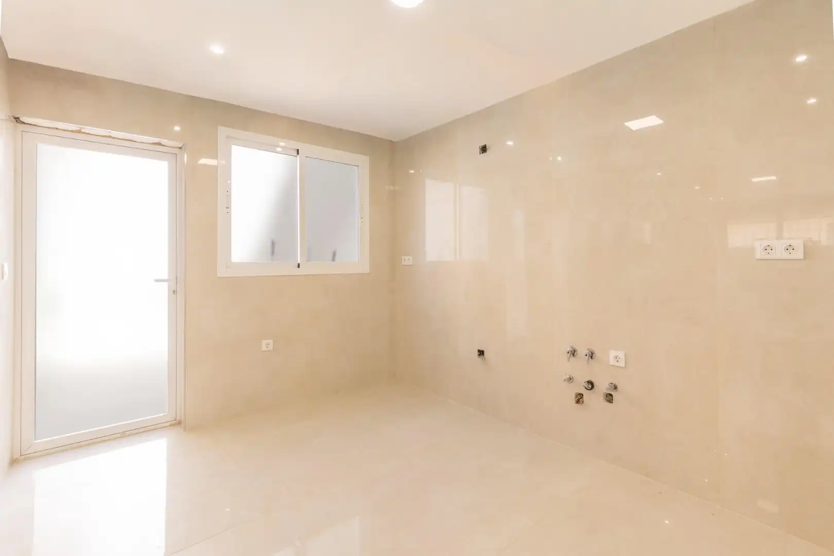 Bathroom of Detached homes for sale in Santa Fe  with Air Conditioner and Heating