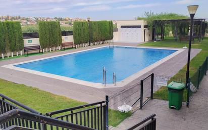 Swimming pool of Single-family semi-detached for sale in Las Gabias  with Air Conditioner, Heating and Terrace