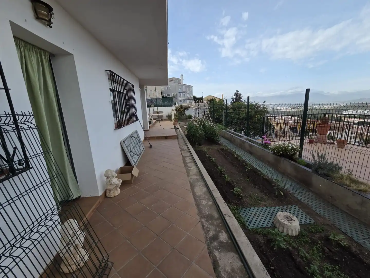 Vista exterior de Casa o chalet en venta en Málaga con Jardín privado, Terraza y Piscina