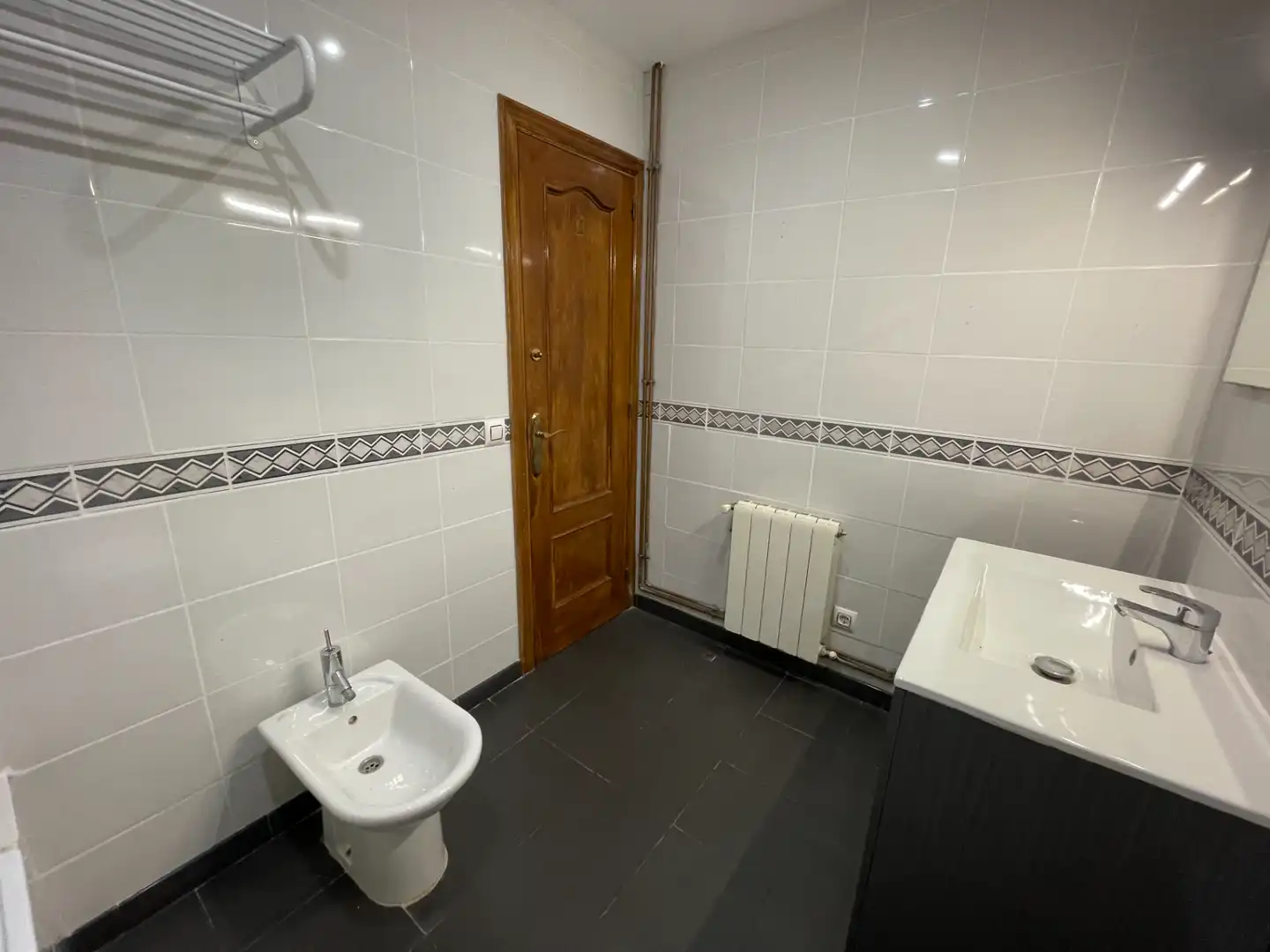 Bathroom of Attic for sale in Salt  with Air Conditioner, Heating and Terrace