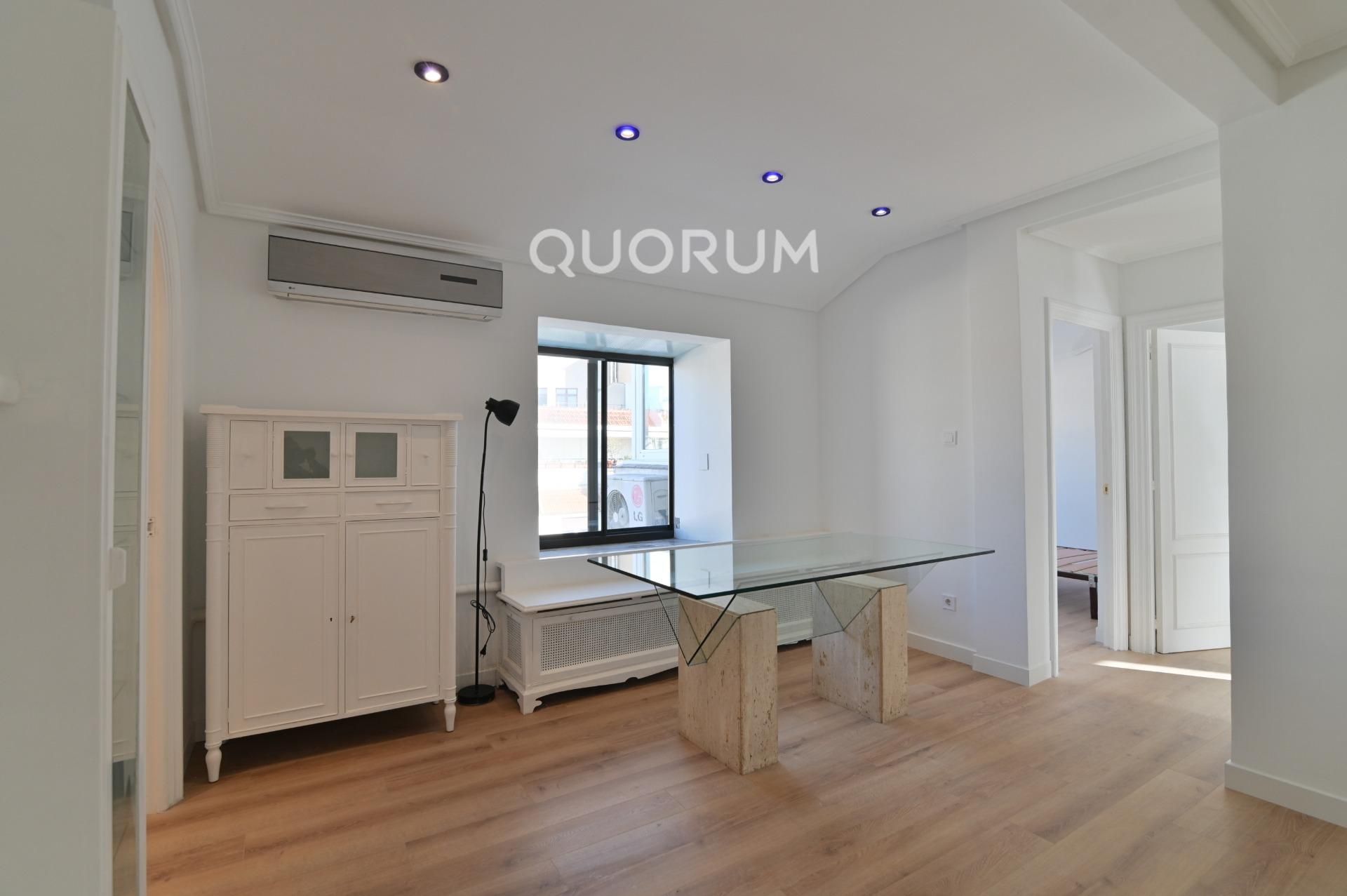 Bedroom of Flat to rent in Bilbao   with Air Conditioner and Heating