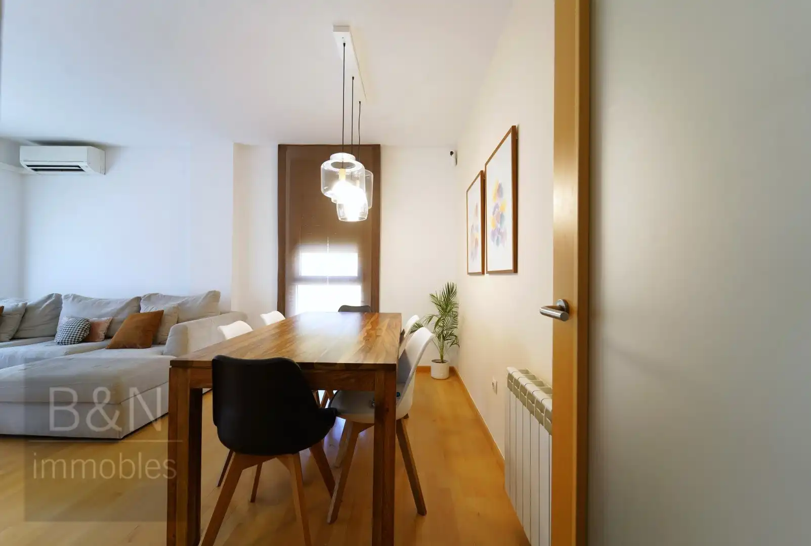 Comedor de Piso en venta en Terrassa con Aire acondicionado, Calefacción y Piscina
