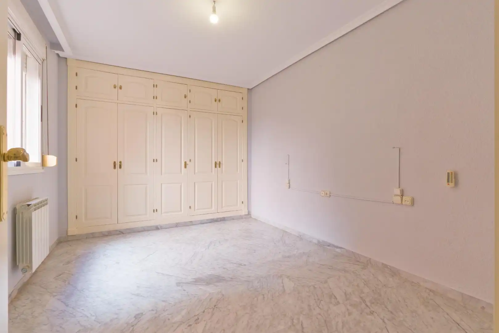 Flat for rent in Calle AFAN DE RIBERA, Fígares