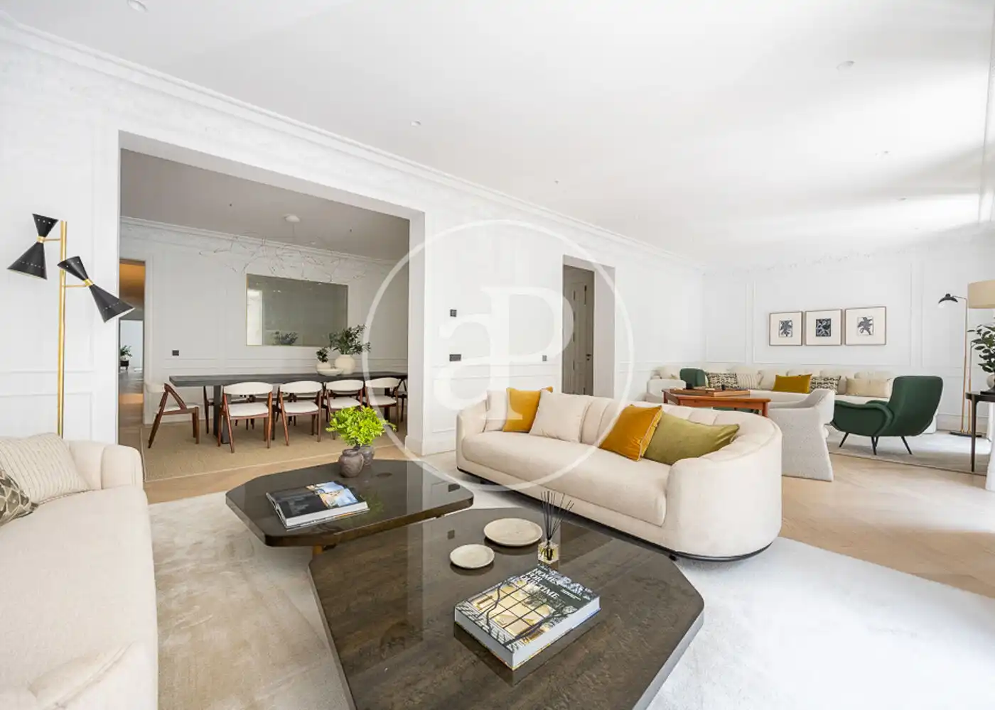 Sala d'estar de Pis en venda en Madrid amb Aire condicionat, Calefacció i Jardí privat