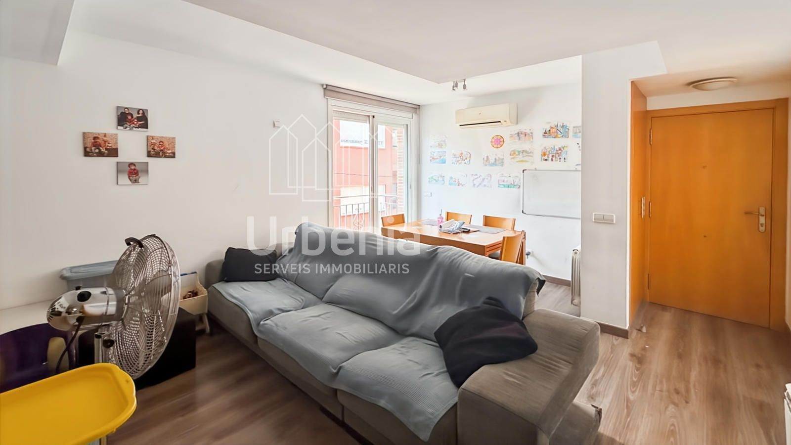 Sala d'estar de Àtic en venda en Pineda de Mar amb Aire condicionat, Calefacció i Terrassa