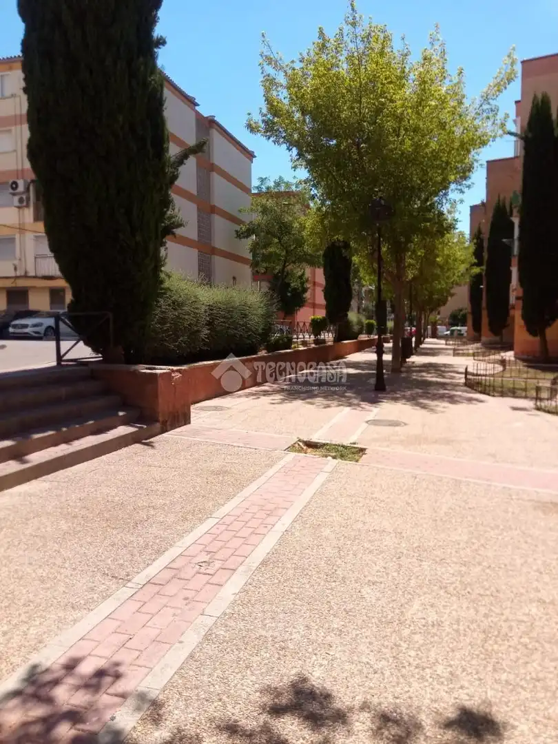 Exterior view of Flat for sale in Parla  with Air Conditioner, Heating and Terrace