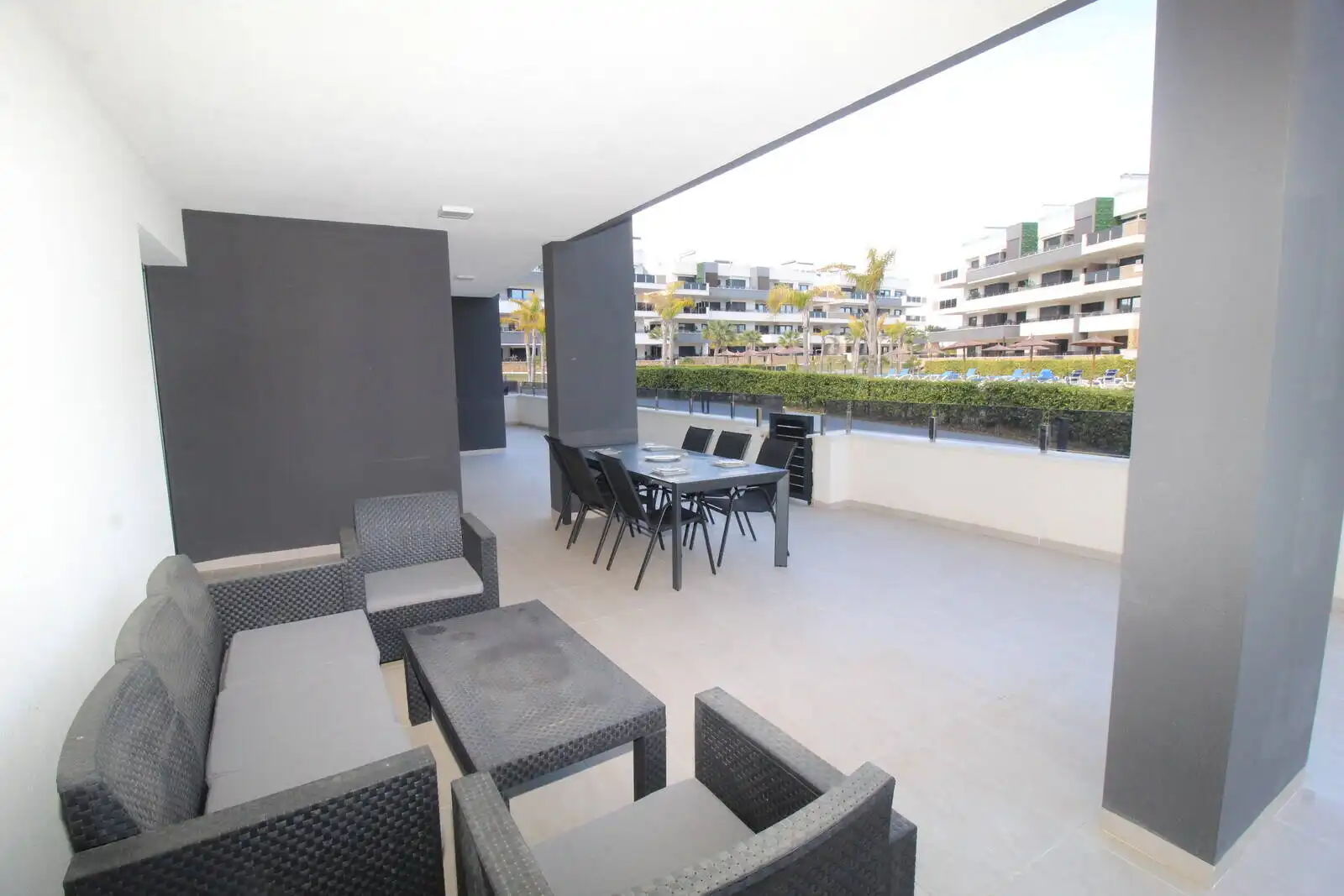 Apartamento con jardín en venta en Orihuela Costa, imagen 4
