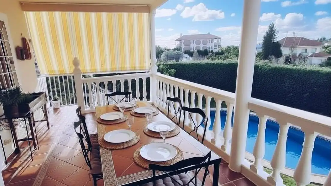 Casa amb terrassa en venda a Yeles