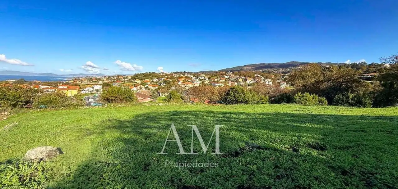 Casa o xalet en venda en Nigrán amb Jardí privat, Terrassa i Traster
