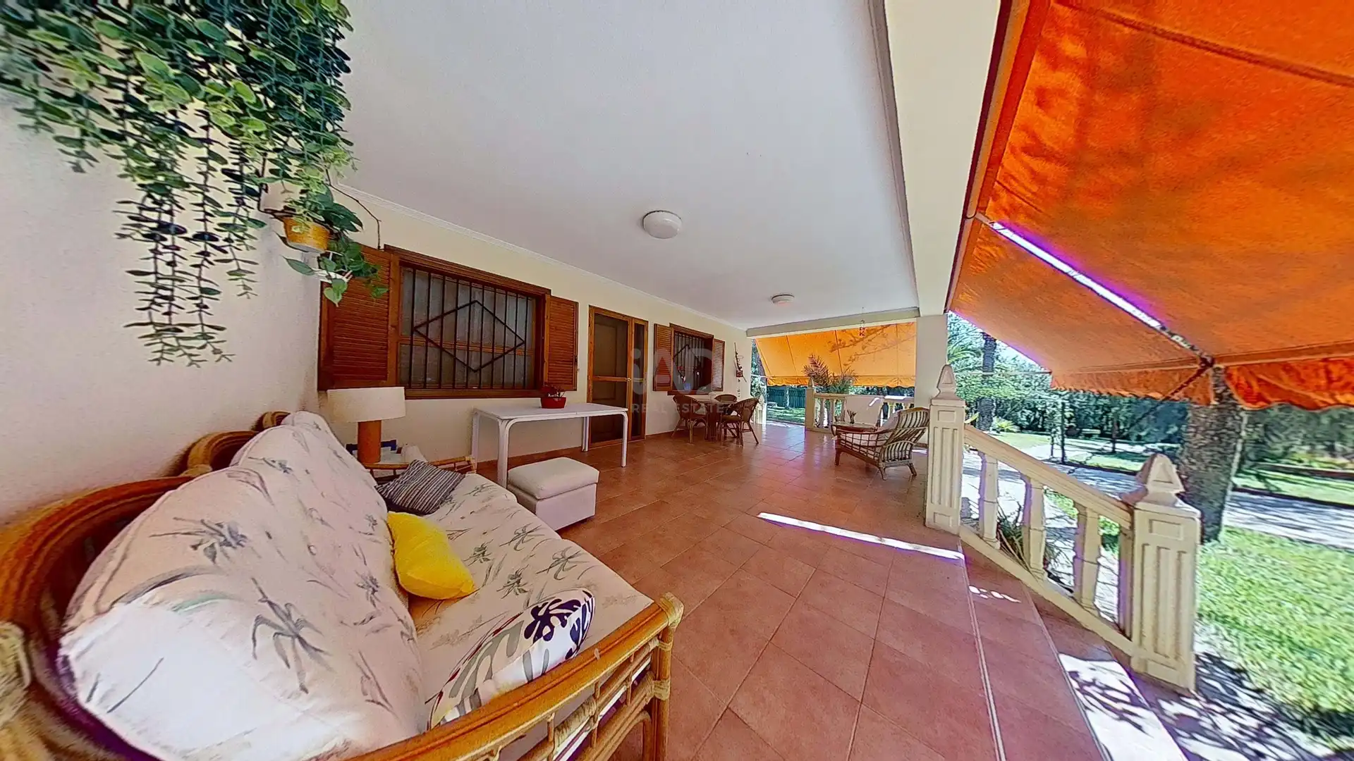 Jardí de Casa o xalet en venda en Elche / Elx amb Aire condicionat, Calefacció i Terrassa