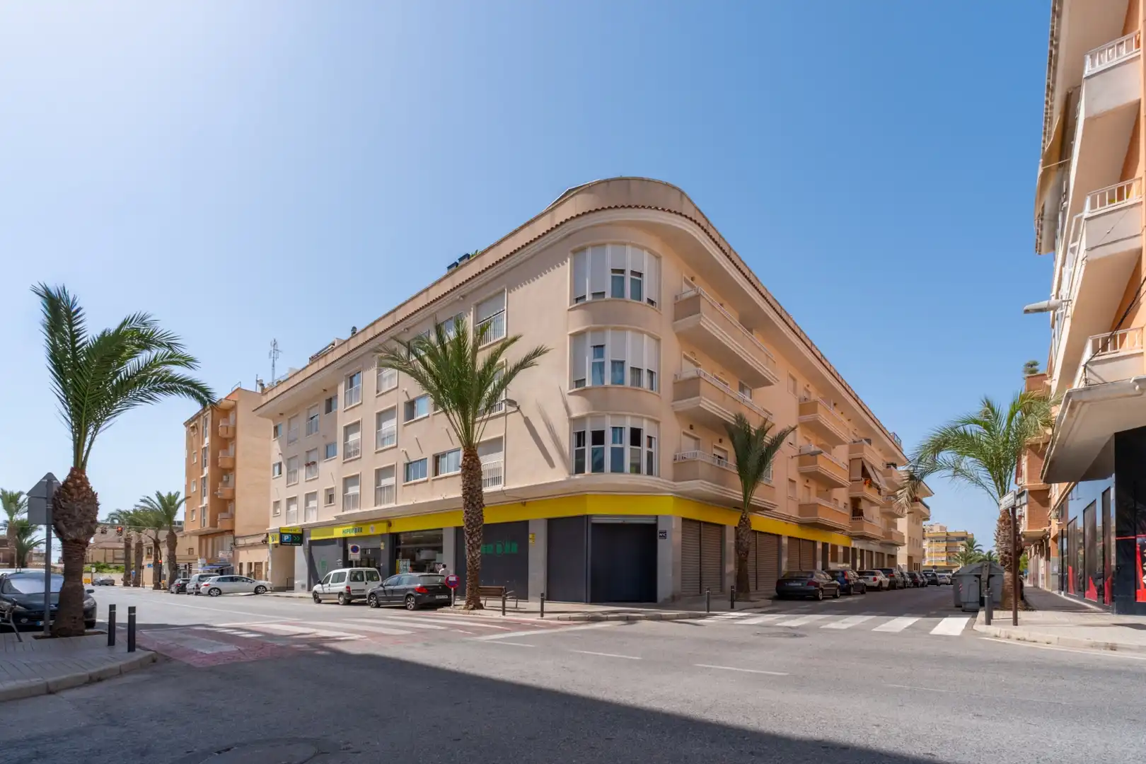 Exterior view of Apartments for sale in Las Bayas