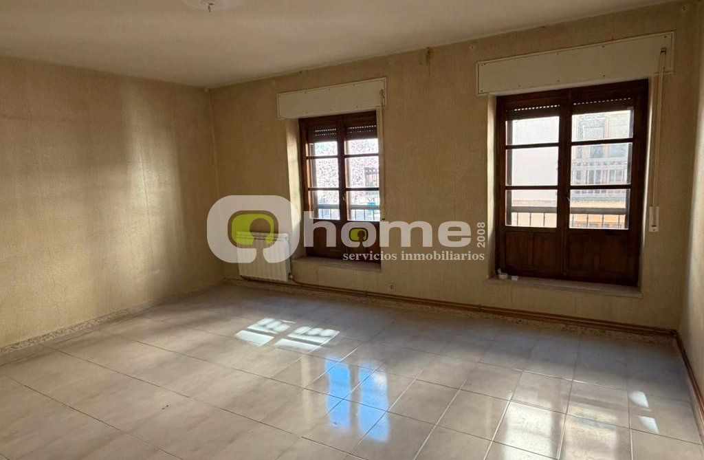Piso en venta en Zamora Capital  con Calefacción