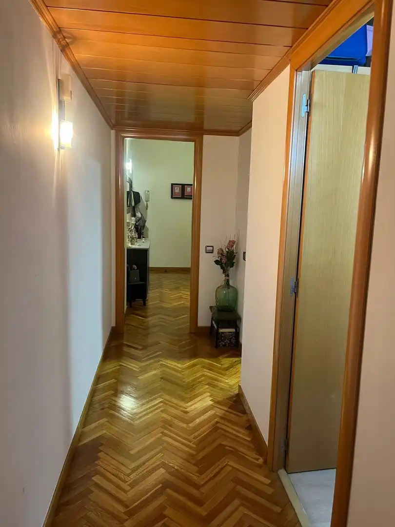 Wohnung zum Verkauf in Barcelona mit Klimaanlage und Heizung