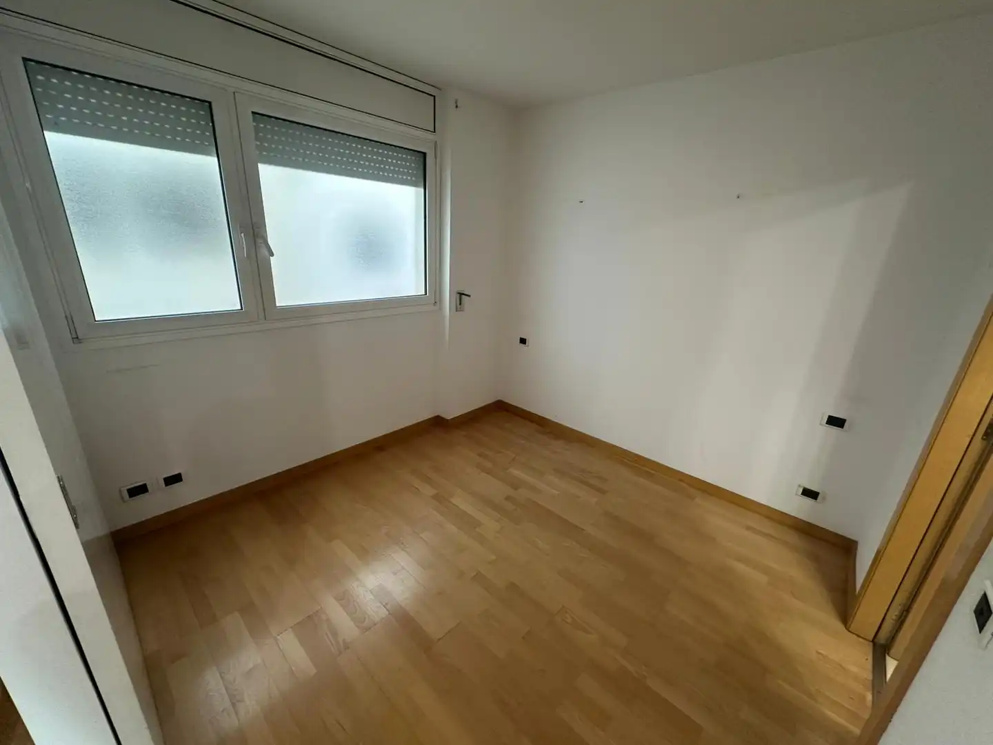 Dormitori de Pis en venda en Barcelona amb Parquet, Terrassa i Balcó