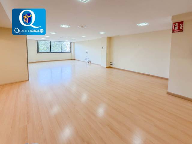 Oficina en Alquiler en Garbinet - Parque de las Avenidas