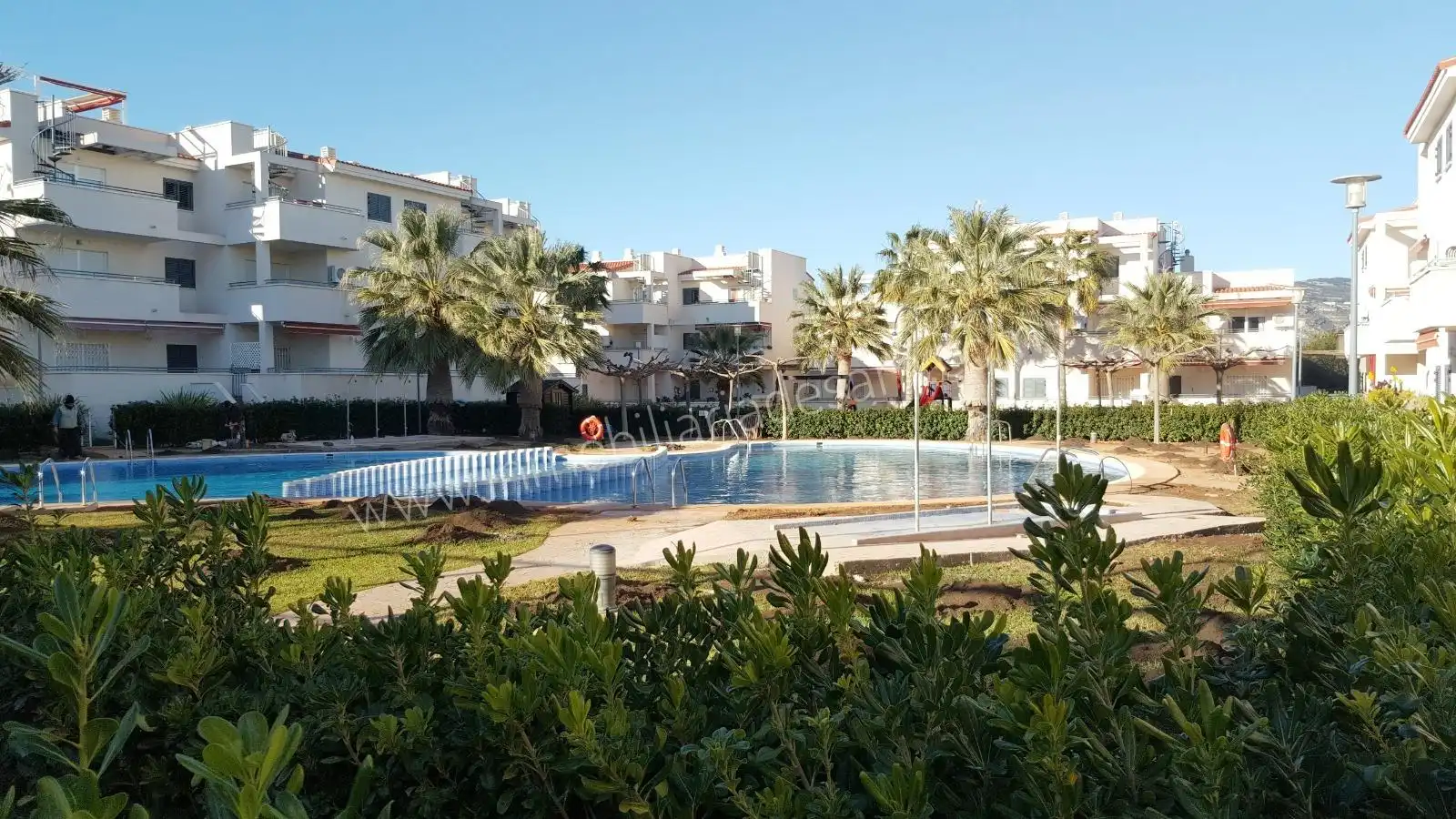Piscina de Apartament en venda en Alcalà de Xivert amb Aire condicionat, Jardí privat i Terrassa