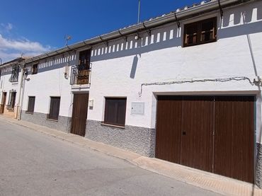 Casa a schiera con balcone in vendita a Chirivel