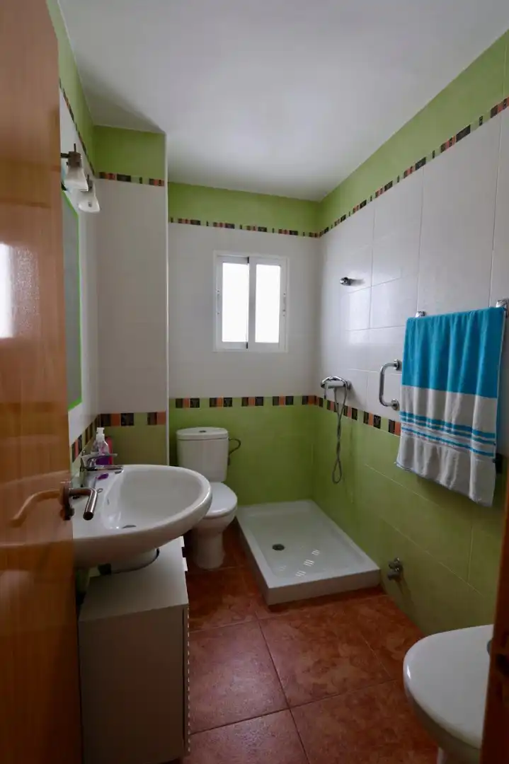 Baño de Piso en venta en Molina de Segura con Aire acondicionado, Amueblado y Horno