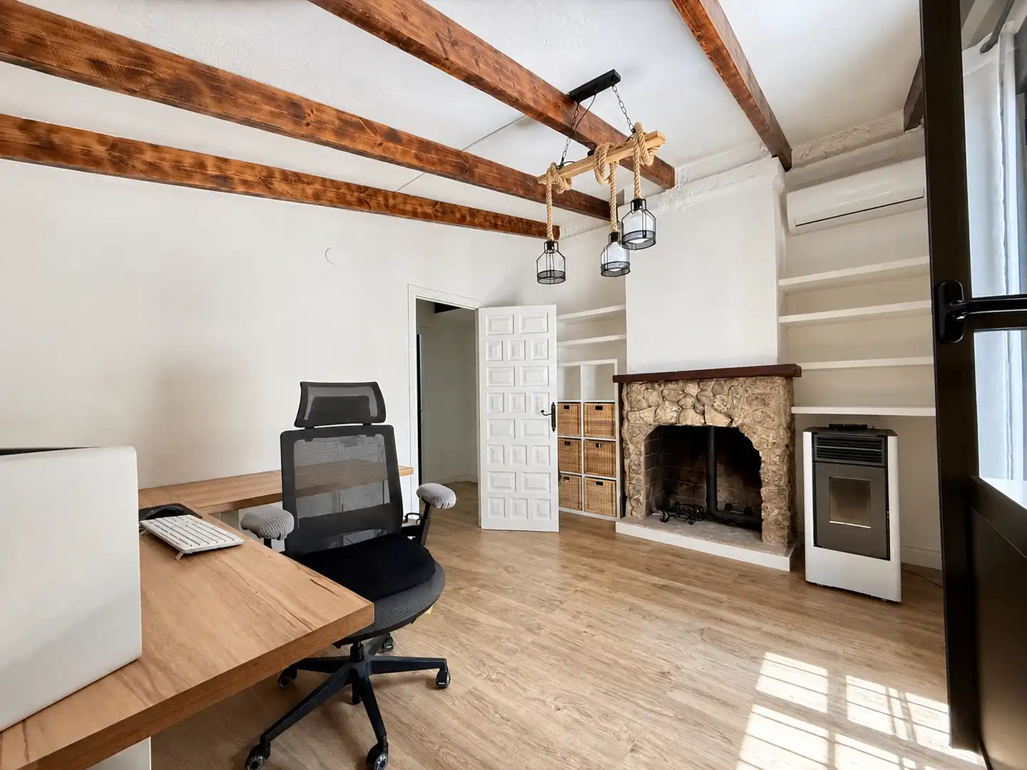Sala de estar de Casa o chalet en venta en Godelleta con Aire acondicionado, Calefacción y Jardín privado
