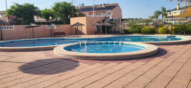 Casa adosada en Venta en Puerto Marino