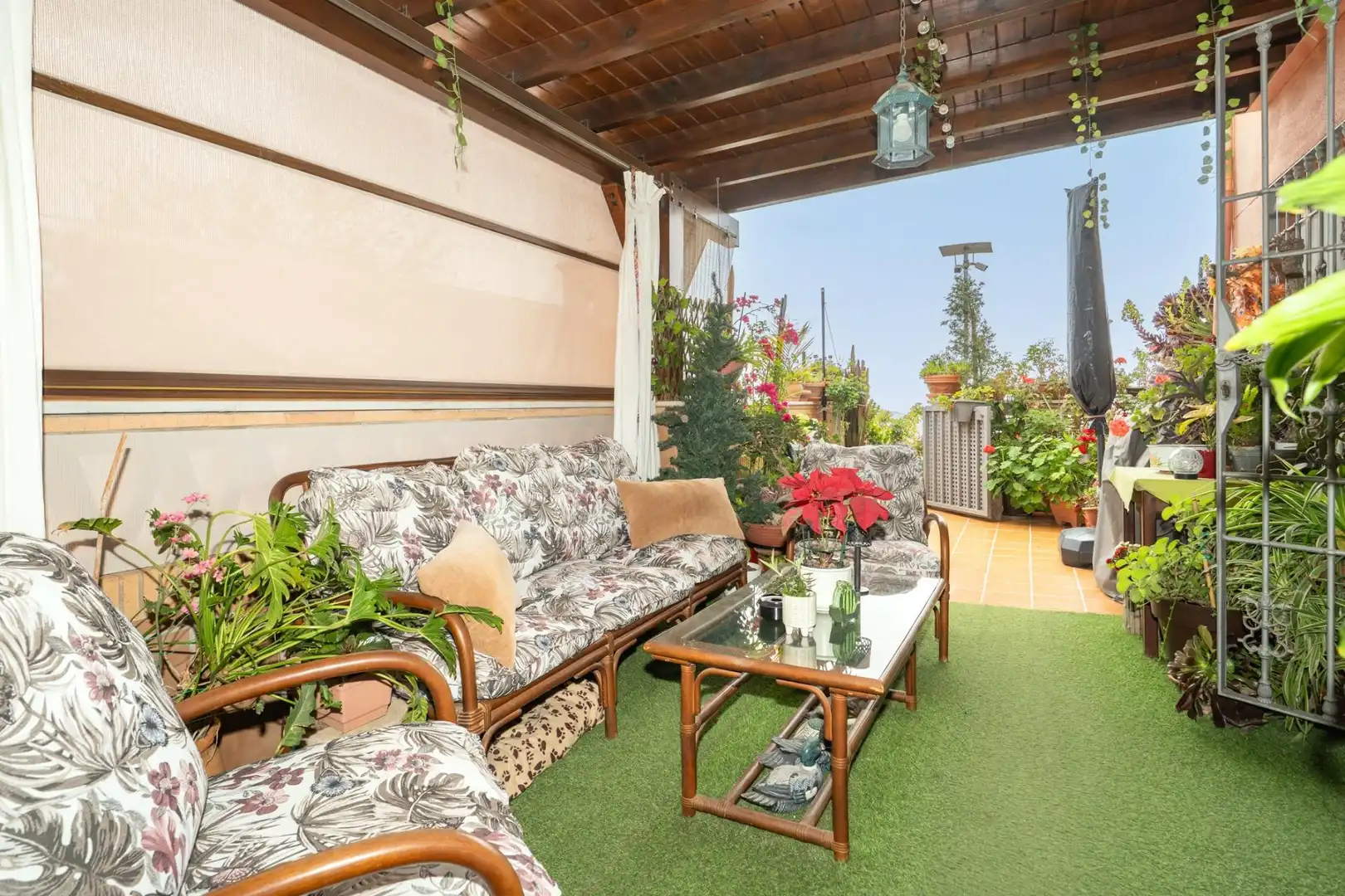 Terrassa de Casa o xalet en venda en Motril amb Aire condicionat, Jardí privat i Terrassa