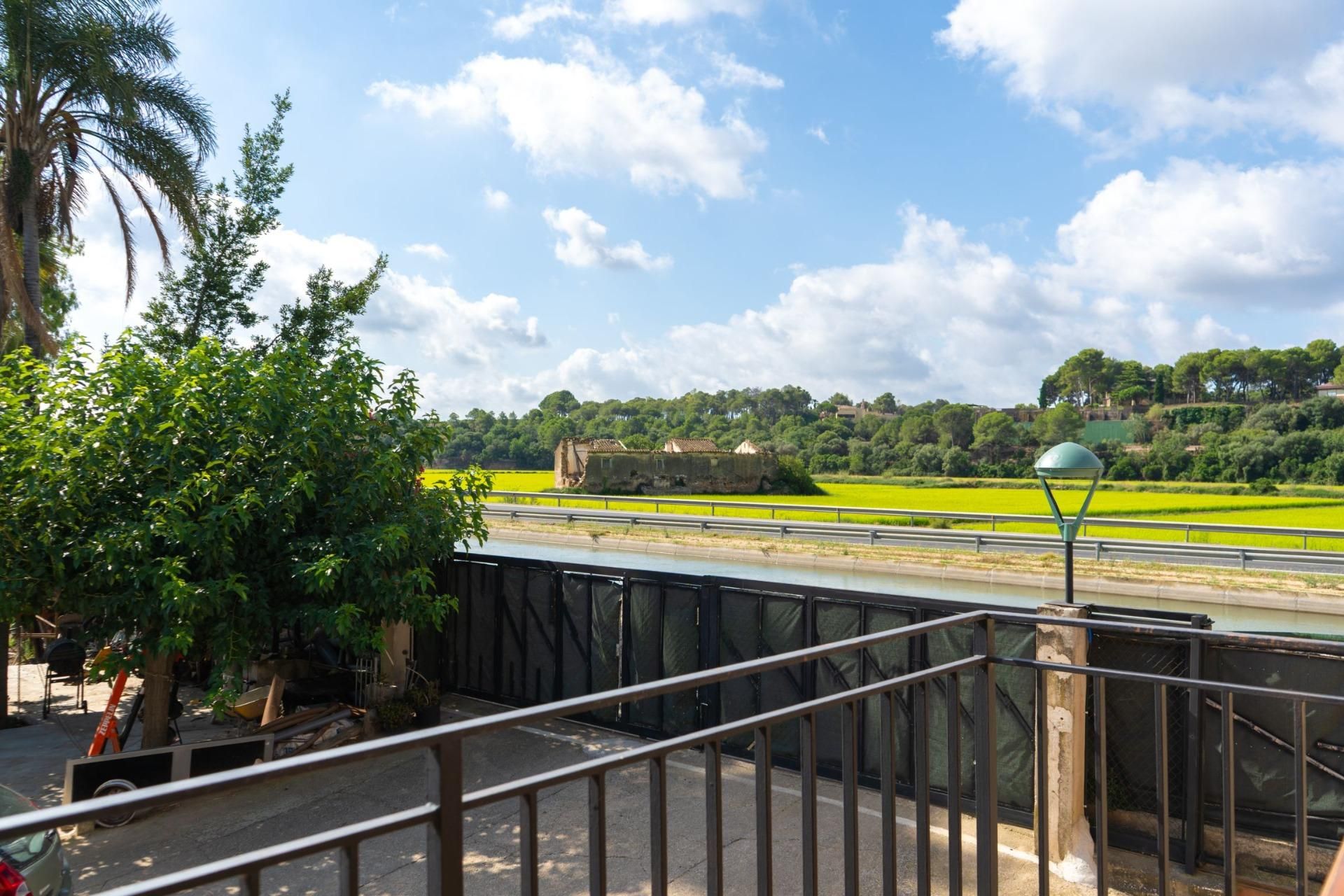 Vista exterior de Finca rústica en venda en Tortosa amb Jardí privat