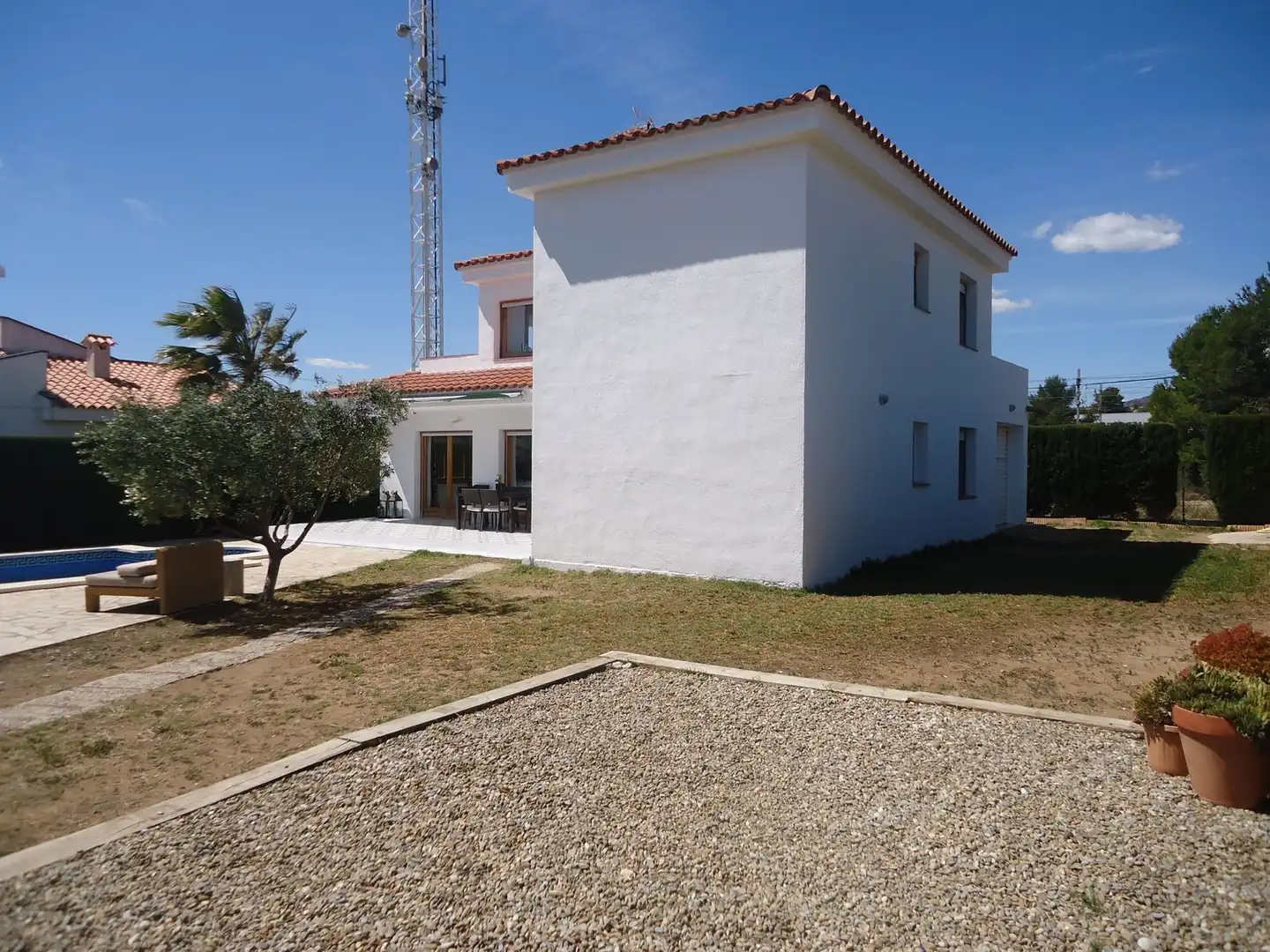 Vista exterior de Casa o xalet en venda en L'Ametlla de Mar  amb Jardí privat, Terrassa i Traster