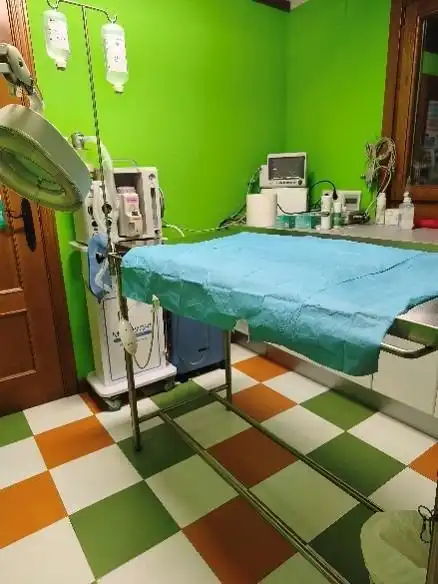 Außenansicht von Geschaftsraum zum Verkauf in Marugán