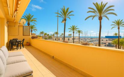 Terrassa de Apartament en venda en Estepona amb Aire condicionat, Calefacció i Jardí privat