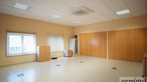 Photo 3 of Office to rent in Cartellà, 27, Domeny, Girona