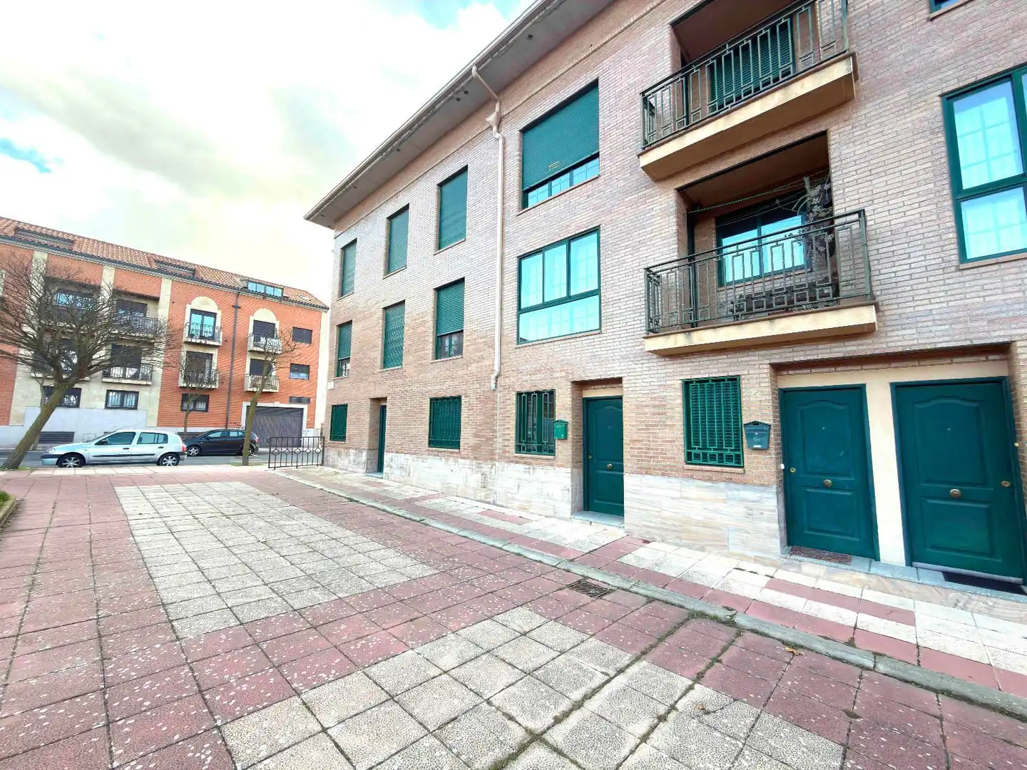Piso en venta en Luis Sala Balust, 3, Pizarrales