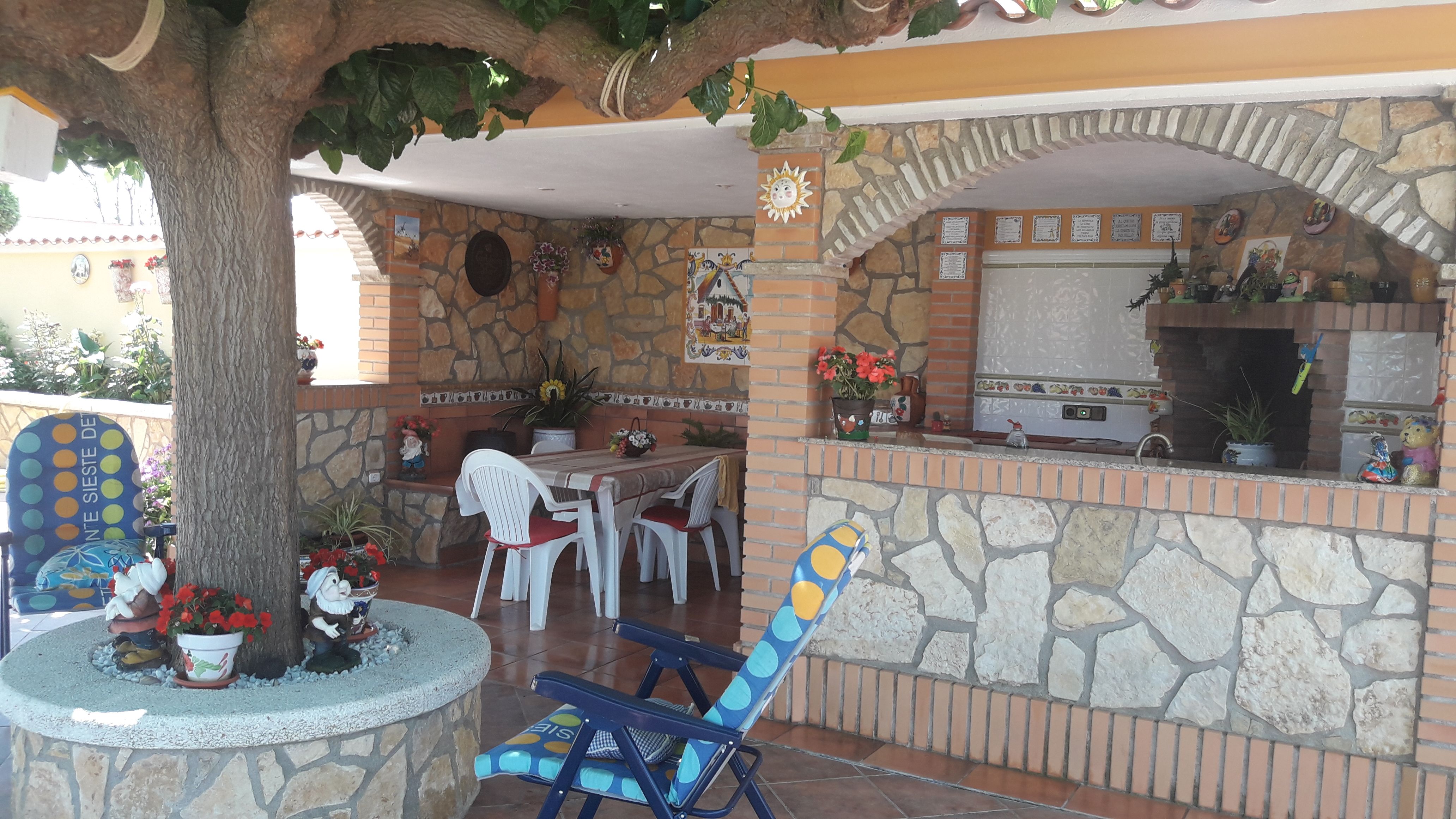 Terrassa de Casa o xalet en venda en Benicarló amb Jardí privat, Piscina i Moblat