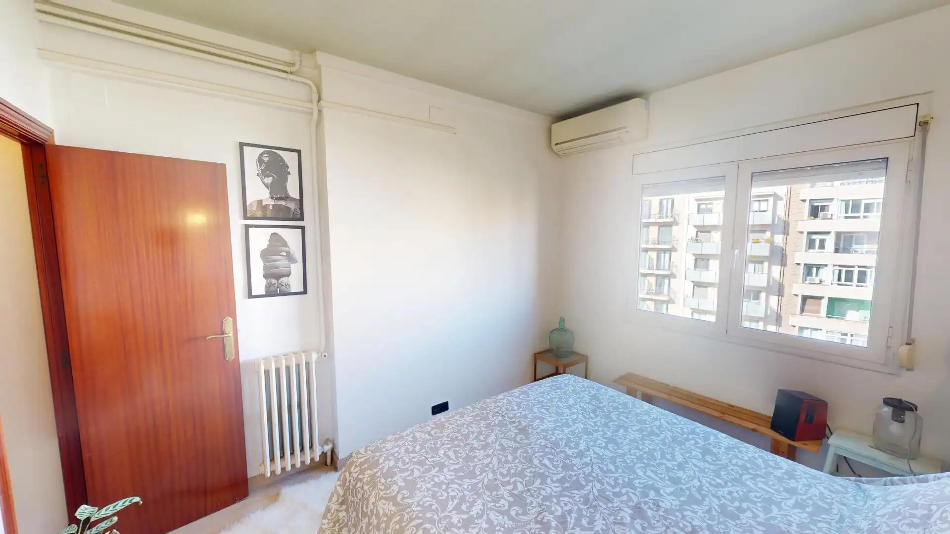 Habitación de Piso en venta en Barcelona con Terraza y Balcón