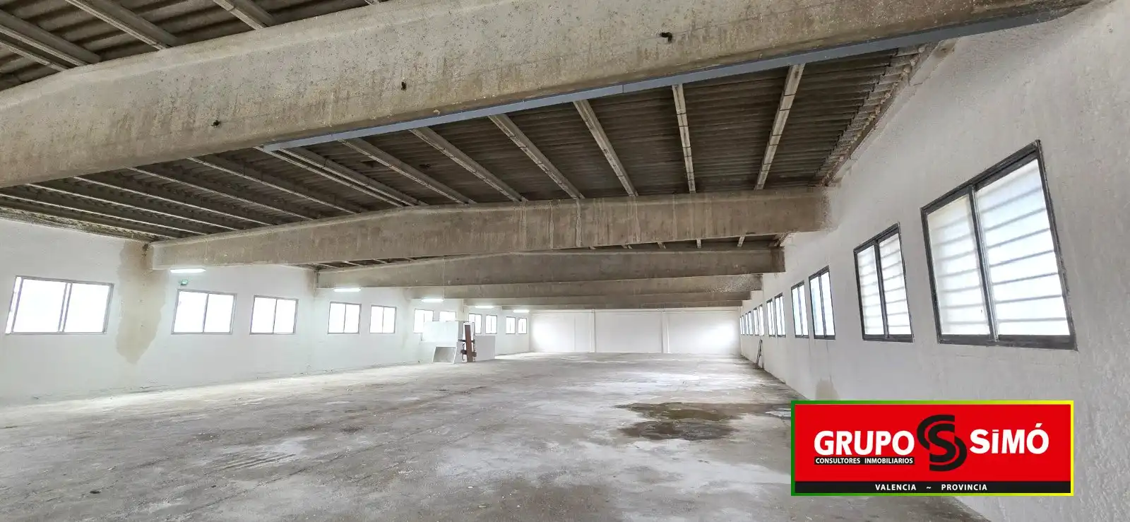 Nave industrial en venta en Picassent