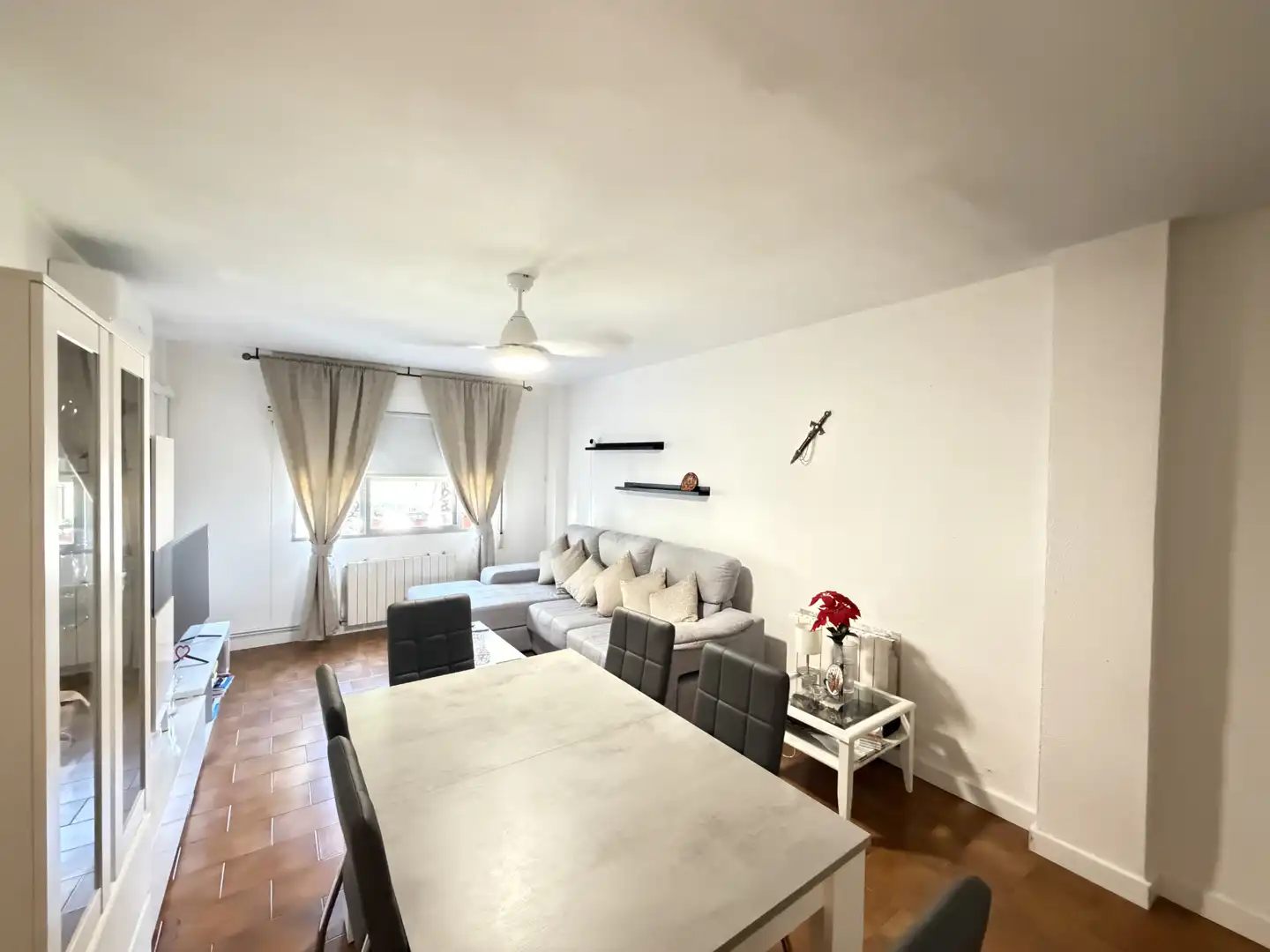 Living room of Flat for sale in Alcalá de Henares  with Air Conditioner and Heating