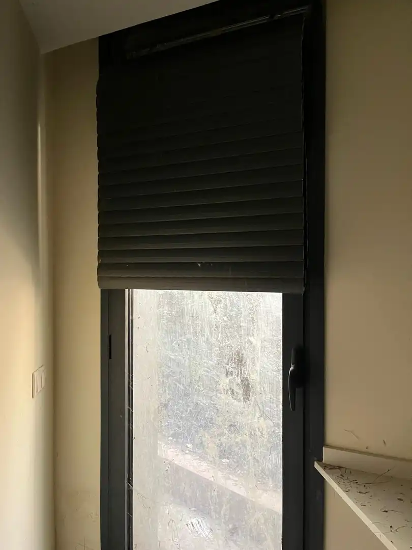 Vista exterior de Dúplex en venda en Montferrer i Castellbò amb Calefacció, Terrassa i Balcó