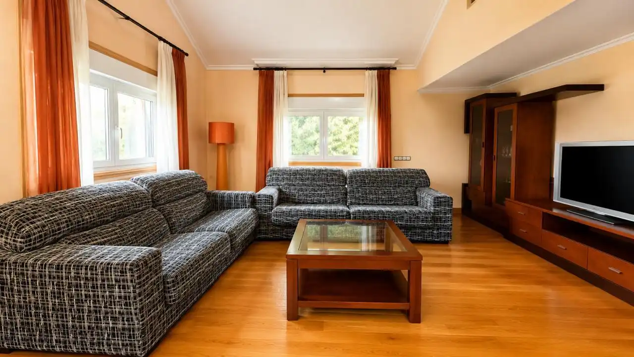 Sala de estar de Casa o chalet en venta en Vigo  con Calefacción, Jardín privado y Parquet