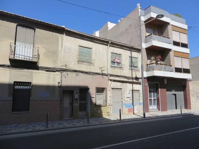 Edificio en Venta en Albatera