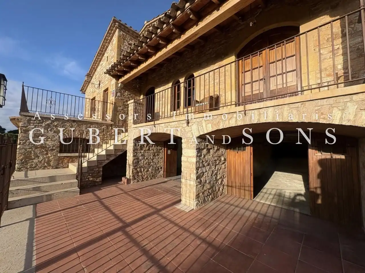 Vista exterior de Finca rústica en venda en Begur amb Calefacció, Jardí privat i Terrassa