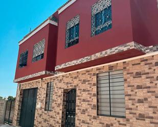 Exterior view of Single-family semi-detached for sale in Burriana / Borriana  with Terrace