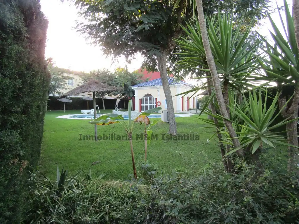 Garten von Einfamilien-Reihenhaus zum Verkauf in Islantilla mit Terrasse, Möbliert und Waschmaschine