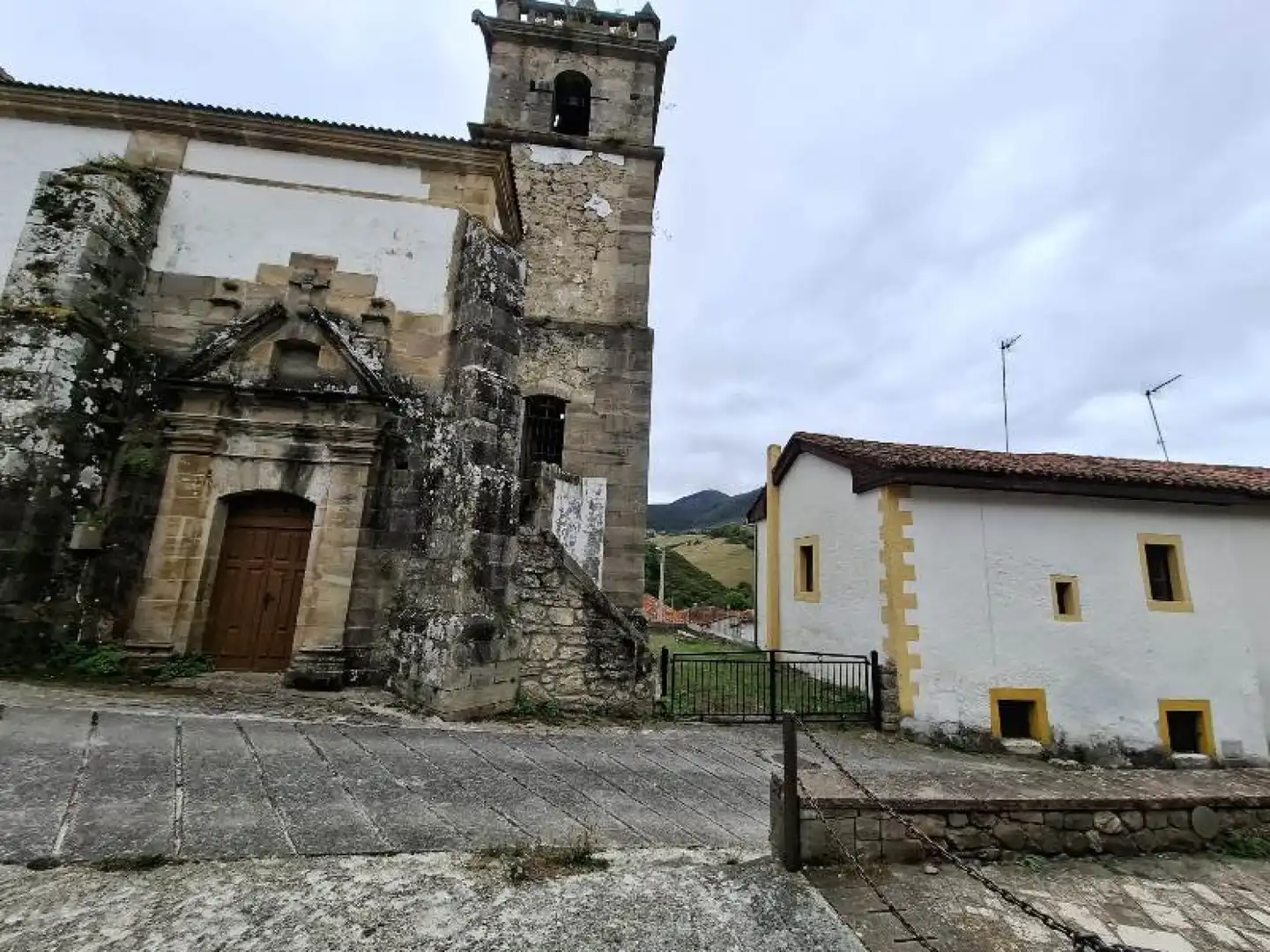 Vista exterior de Casa o chalet en venta en Polaciones, Cantabria
