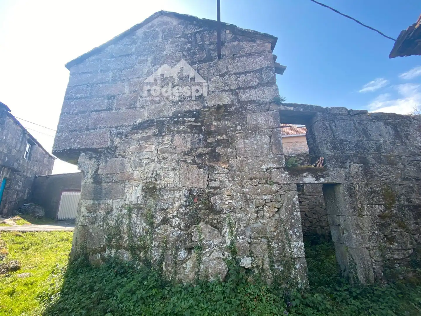 Casa adosada en venta en Melón