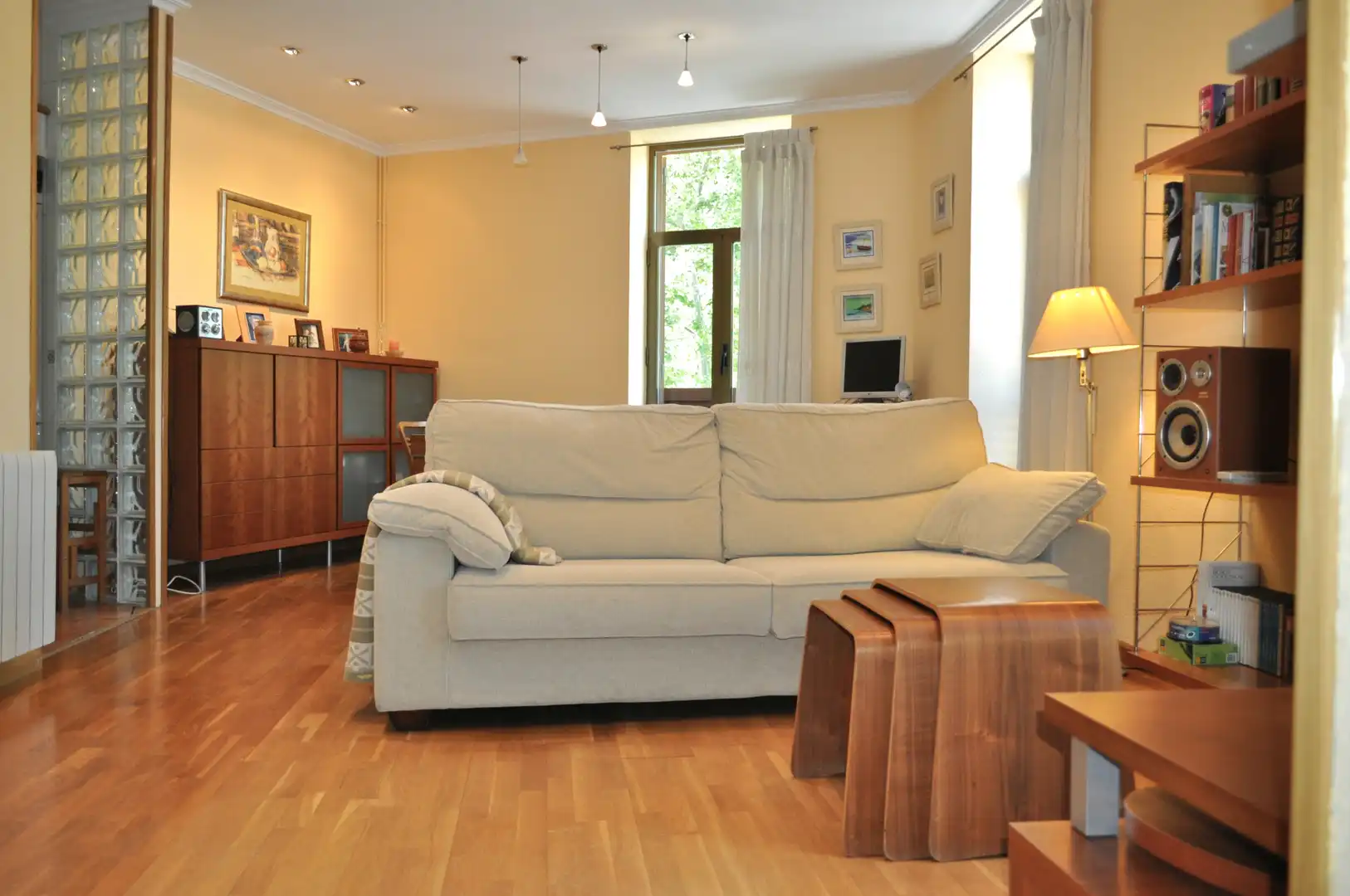 Sala de estar de Apartamento en venta en Valencia con Aire acondicionado, Calefacción y Horno