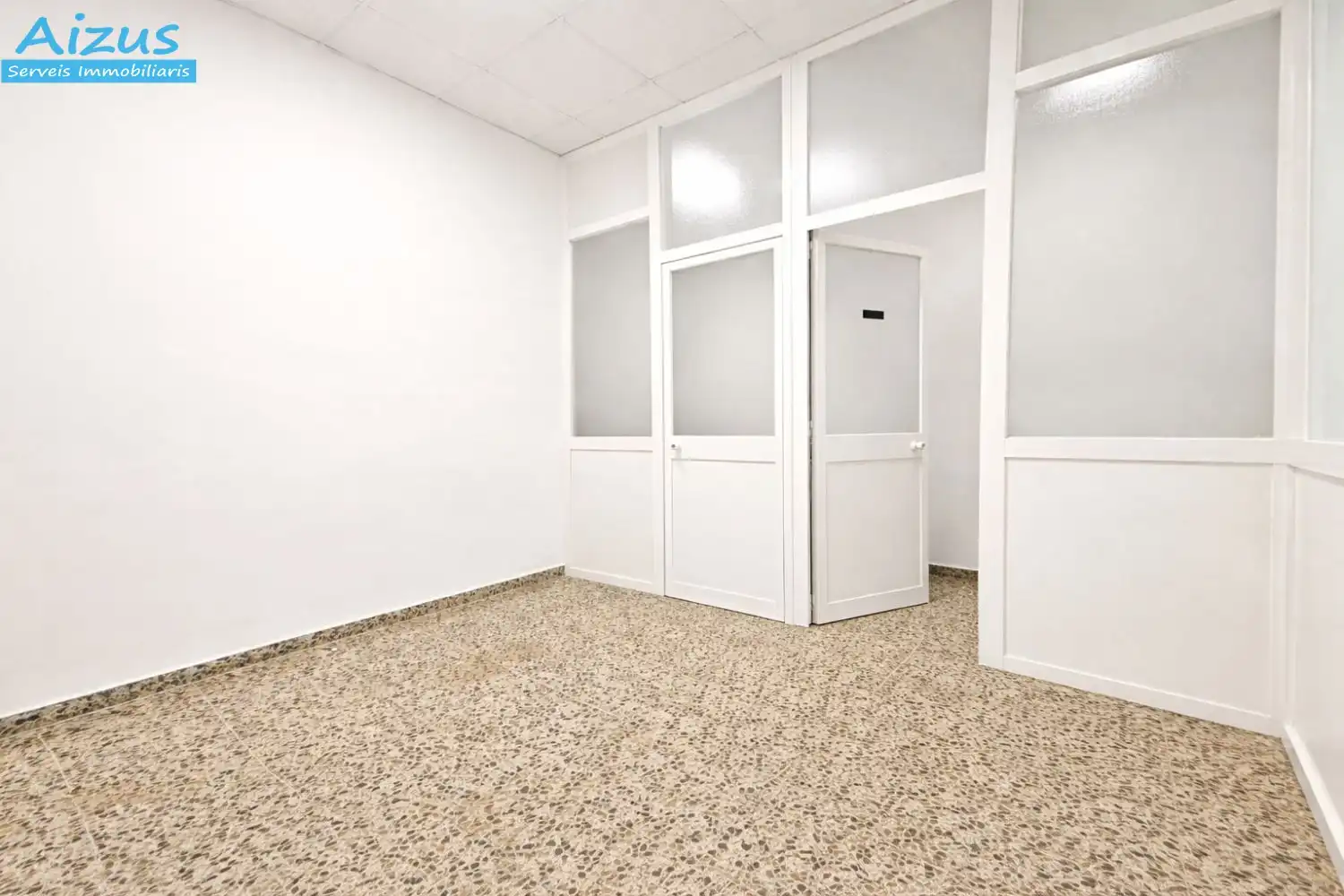 Local comercial en alquiler en Centre - Eixample – Can Llobet, imagen 6