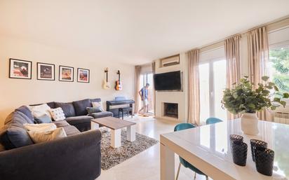 Sala d'estar de Casa o xalet en venda en  Barcelona Capital amb Aire condicionat, Calefacció i Parquet