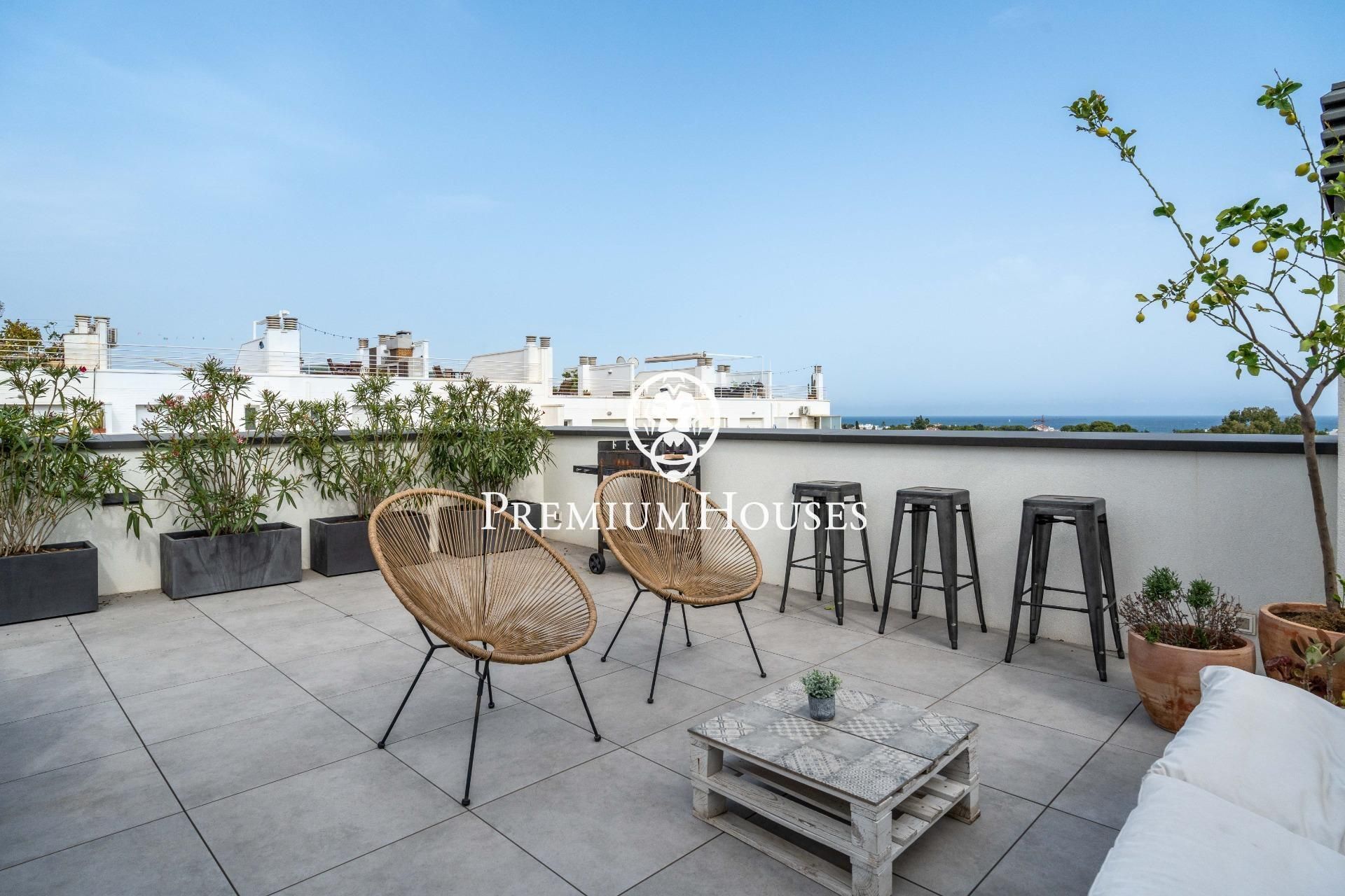 Terrace of Attic for sale in Sitges  with Air Conditioner, Heating and Parquet flooring