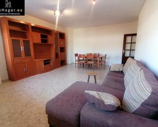 Living room of Apartment to rent in Badajoz Capital  with Air Conditioner and Heating