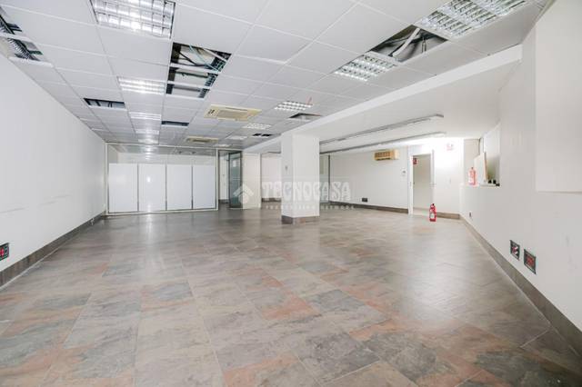 Local comercial en Alquiler en La Serreta