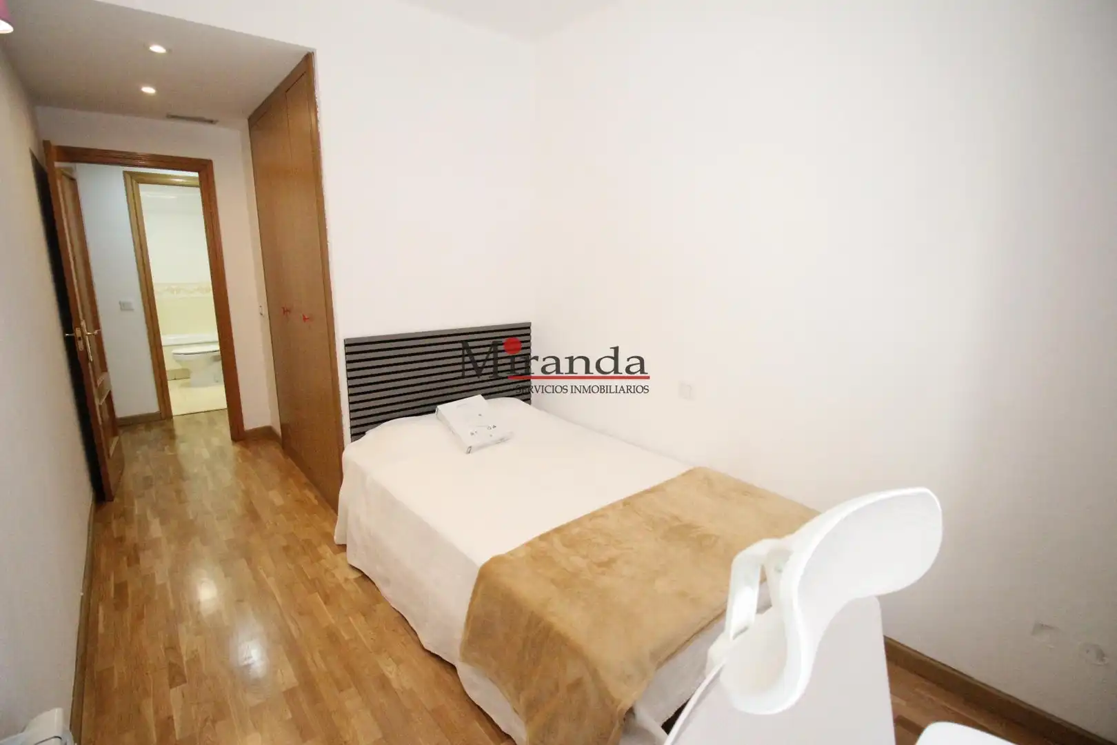 Habitación de Piso de alquiler en Alcorcón con Aire acondicionado, Calefacción y Parquet
